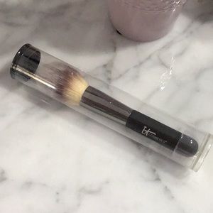 Heavenly Luxe powder brush